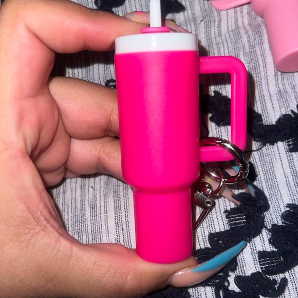 Mini Cup Keychain - Picture 1 of 1